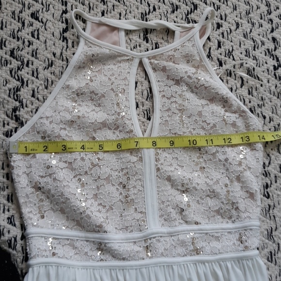 Formal Dress - Picture 5 of 7